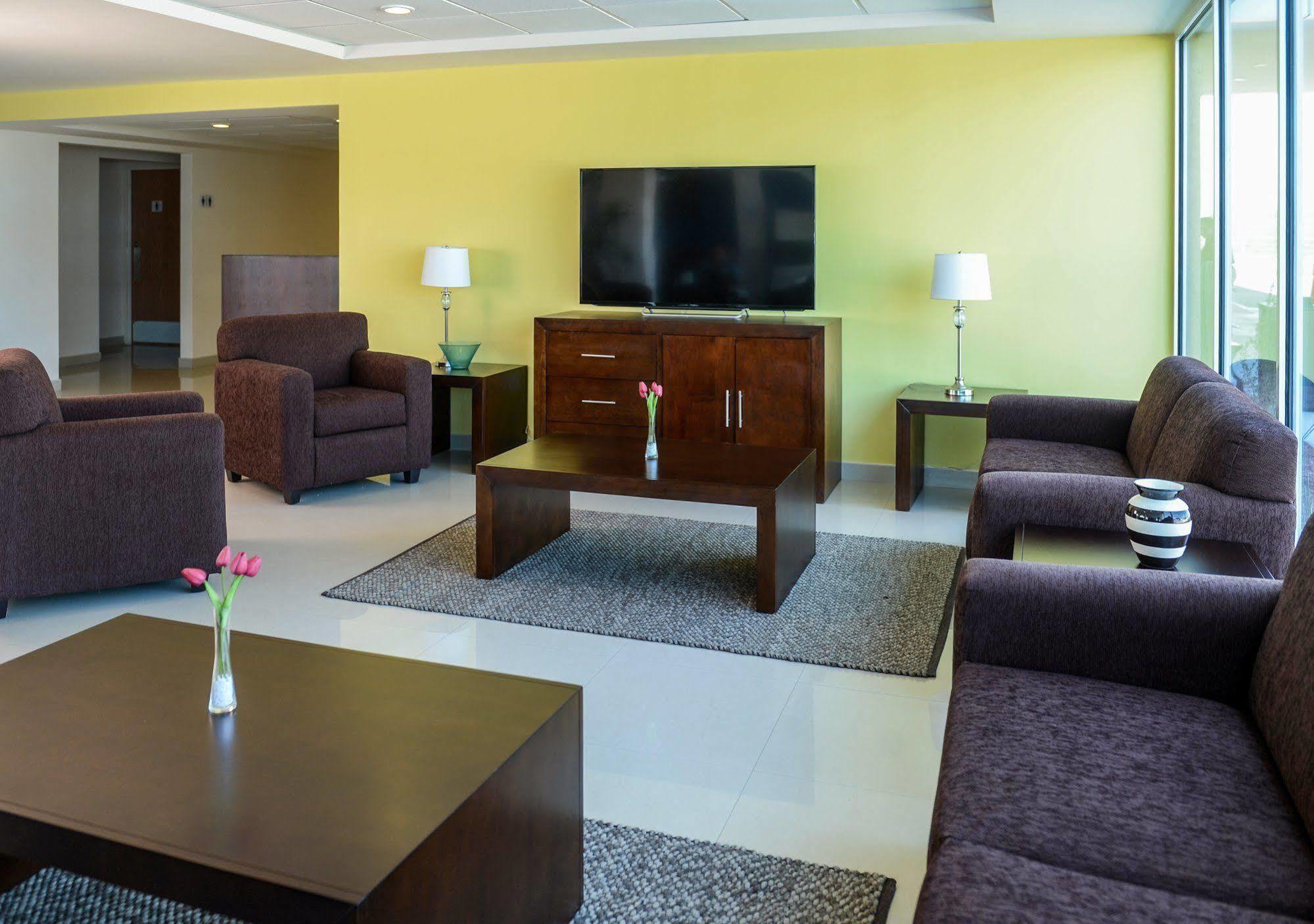 Sleep Inn Monclova Exterior photo